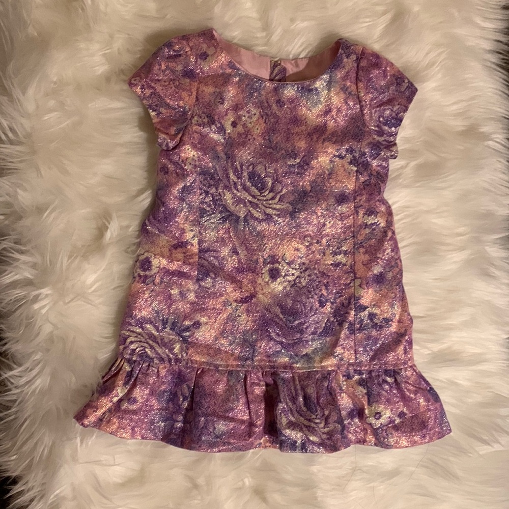 Ruum 18M. Festive, floral dress.